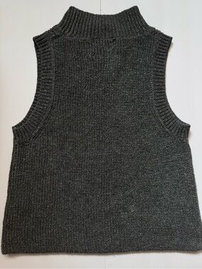 Zara Girls Gray Metallic Knit Sweater Vest Mock Neck Sleeveless Size 9-10 140